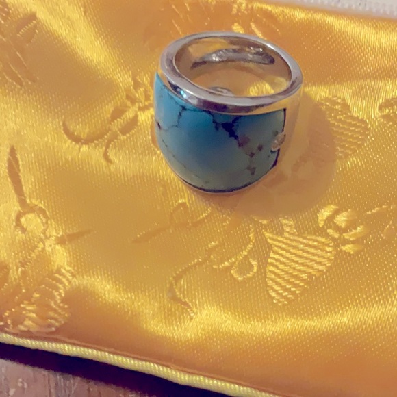 Ladies ring excellent condition sterling silver - Picture 1 of 4